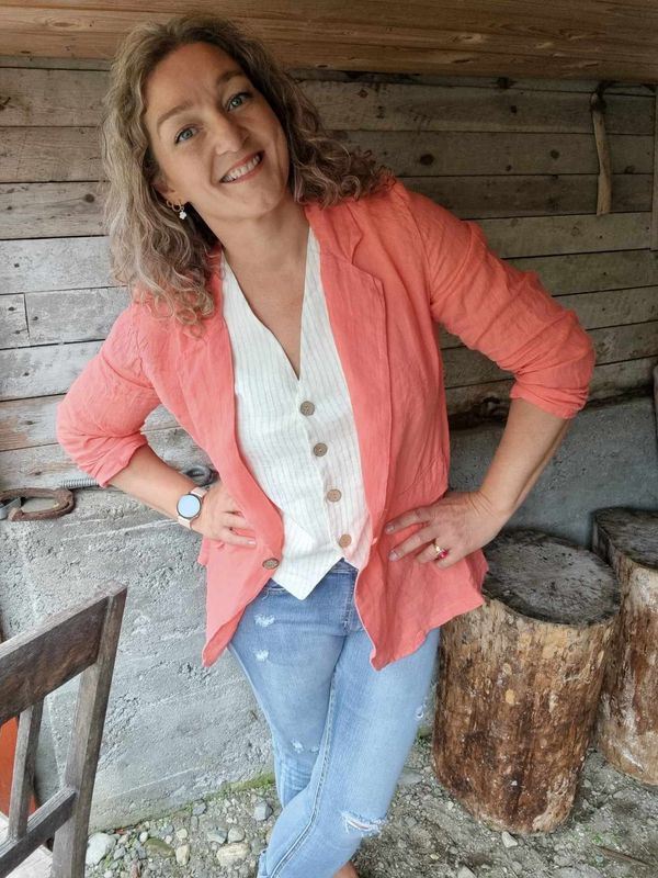 NELLY Dressjakke Corall