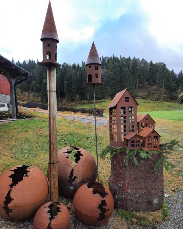 LYSLYKT Hus Rust