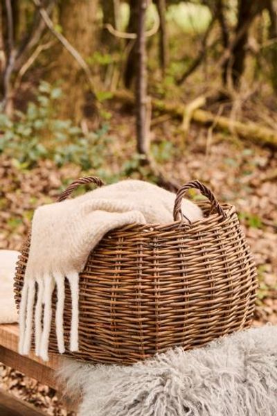 Hovedbilde KURV Firkantet Med Ubarket ...