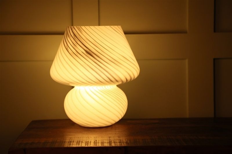 BORDLAMPE Joyful Grå 24cm