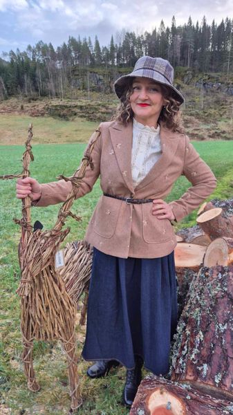 Hovedbilde AILA Skjørt Dark Blue