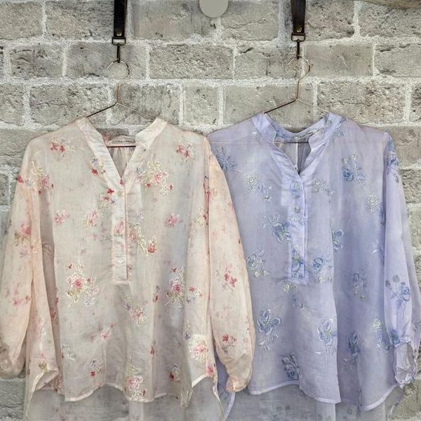 Hovedbilde TAYA Bluse Celeste