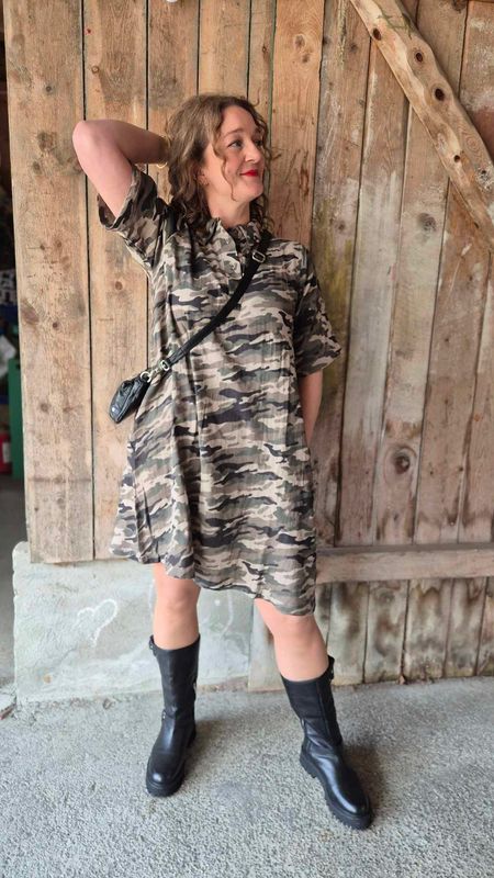 TALA Elina Kort Kjole Camouflage 