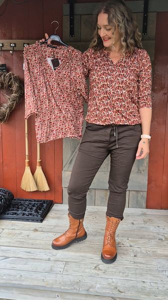 Hovedbilde ANNE Bluse Flowermix Rød