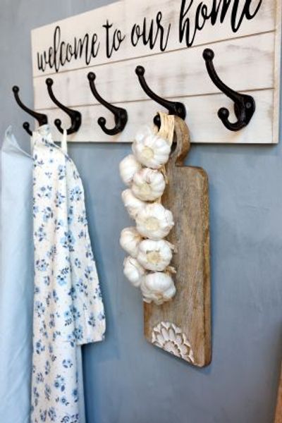 Hovedbilde KNAGGREKKE med Tekst