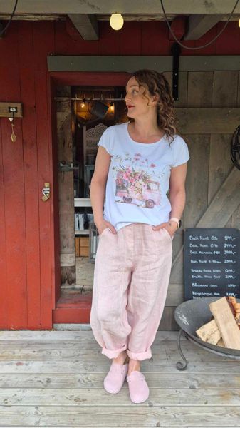 Hovedbilde MARIE T- Shirt White Buss ...